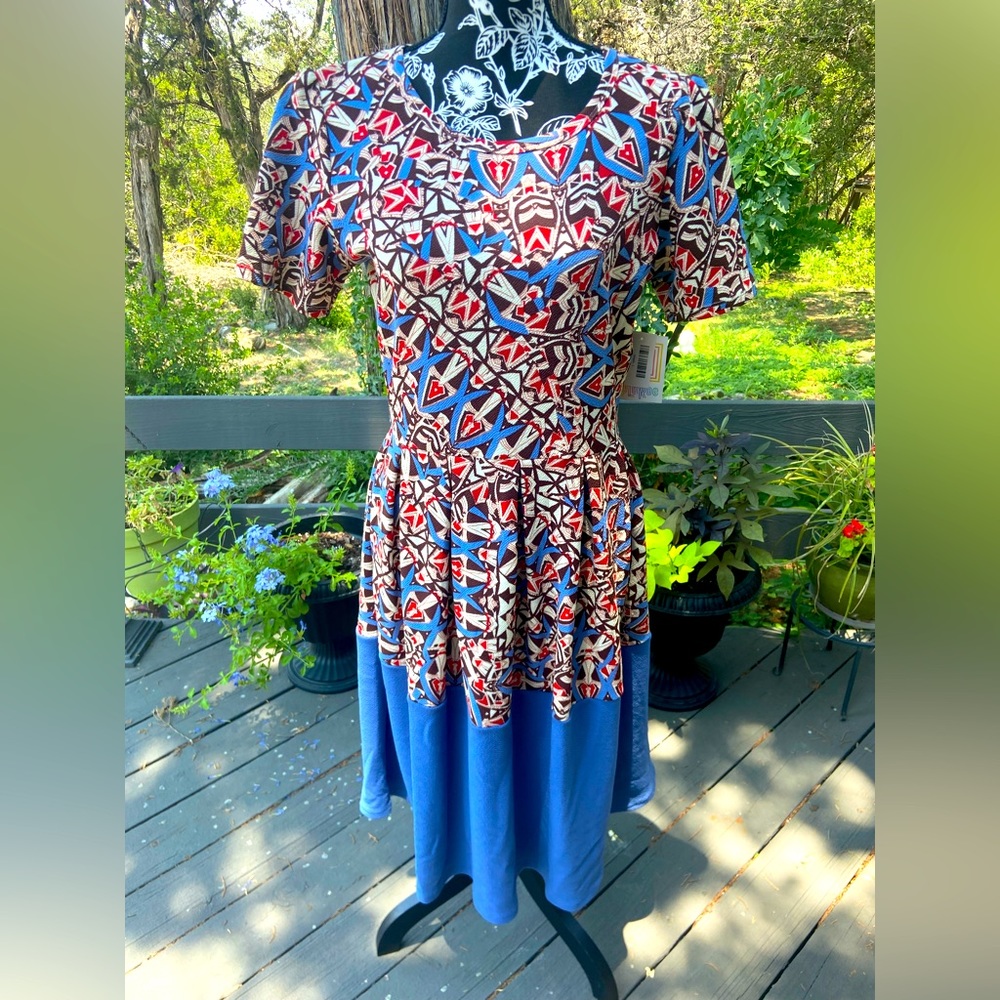 NWT Lularoe Amelia Dress Size Large L Dipped Pattern